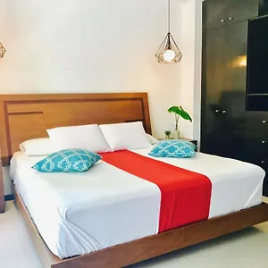 deluxe-apartment-centro-playa-playa-del-carmen.tulum-hotels.net/